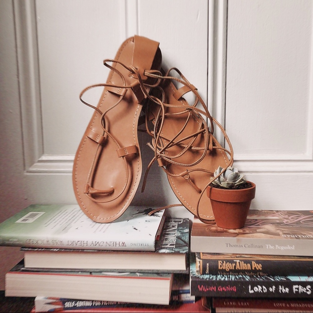 lace up sandals